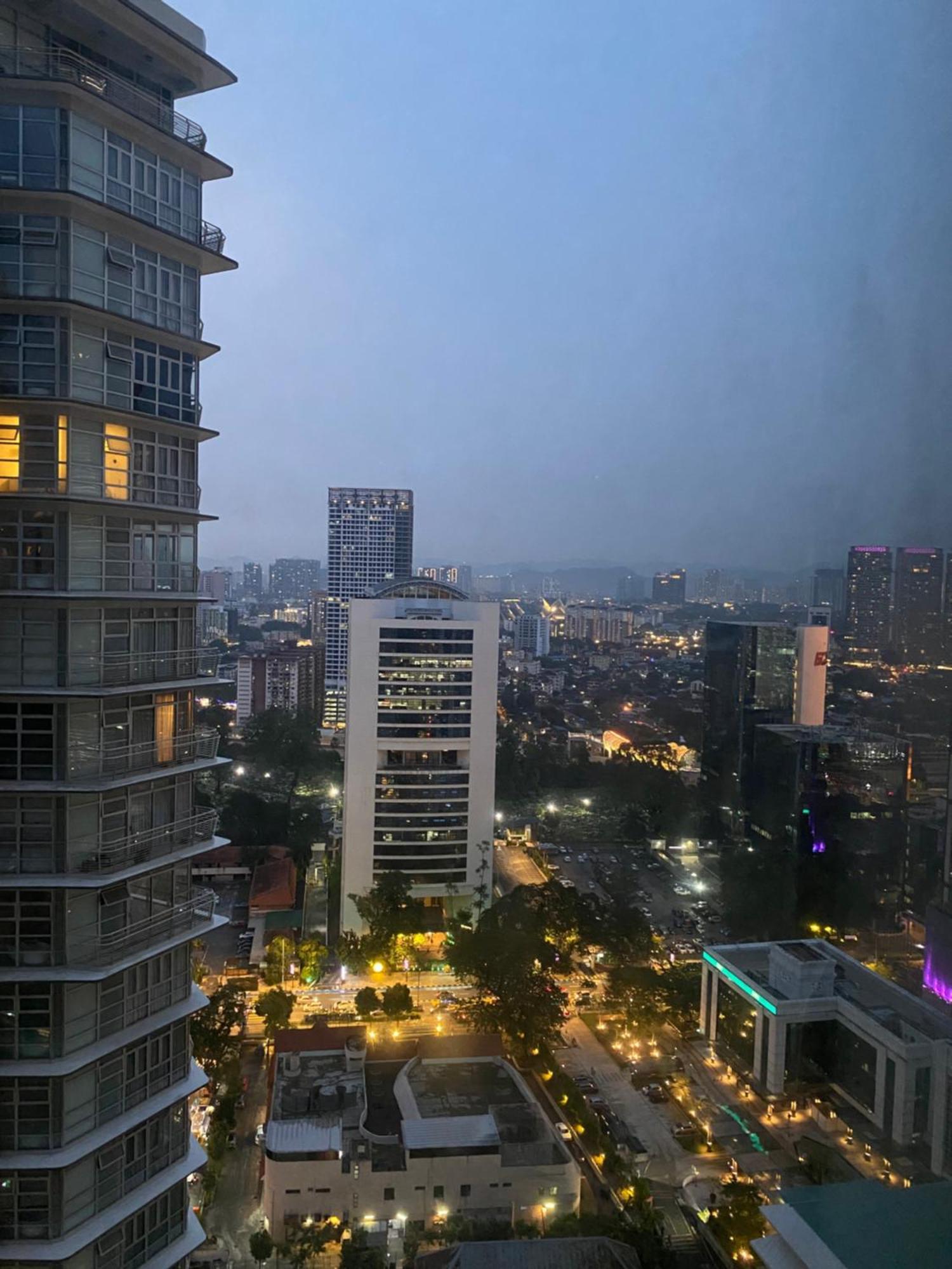 Sky Suite Klcc Куала-Лумпур Экстерьер фото